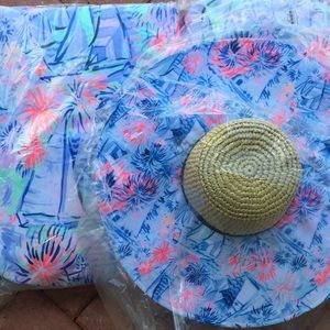 Lilly Pulitzer🌴2Piece Set🏖BEACH MAT AND HAT🧘‍♂️